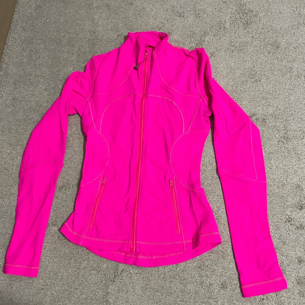 Lululemon Jacket. Size 4. Excellent condition